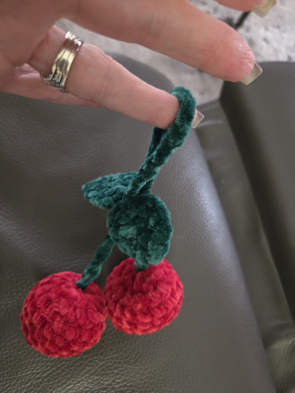 Plush Cherry Pom Pom Bag Charm - Green Leaves, Red Cherries And Strawberry Pic 1 - Picture 6 of 6